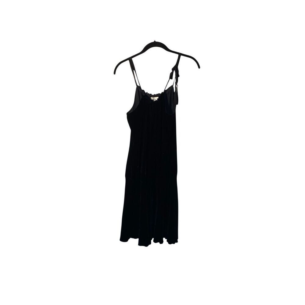 Vince velvet black flirty whimsigoth fun lightweight dress M